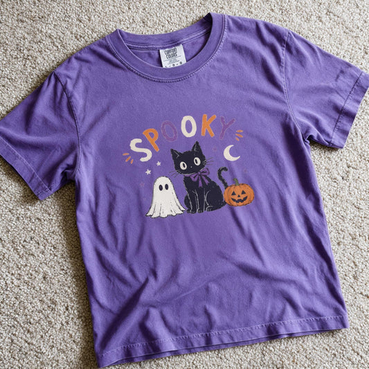 Comfort Colors Spooky Black Cat Shirt Violet Color Size L